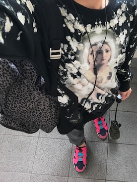 「GIVENCHY（ジバンシイ）のアイテム（スウェット）」を使った、たろうさん（メンズ・167cm）の秋コーディネート