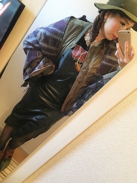 「CRUCIANI（クルチアーニ）のアイテム（アクセサリー）」を使った、芽ねぎさん（レディース・169cm）の冬コーディネート