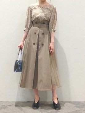 「トレンチスカート」｜ひ　な　たさん（レディース・160cm）の春コーディネート