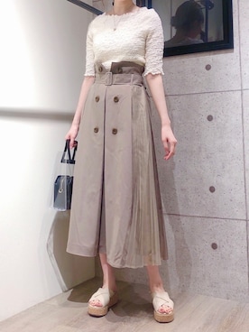 「トレンチスカート」｜「アイテム（アクセサリー）」を使った、ひ　な　たさん（レディース・160cm）の春コーディネート