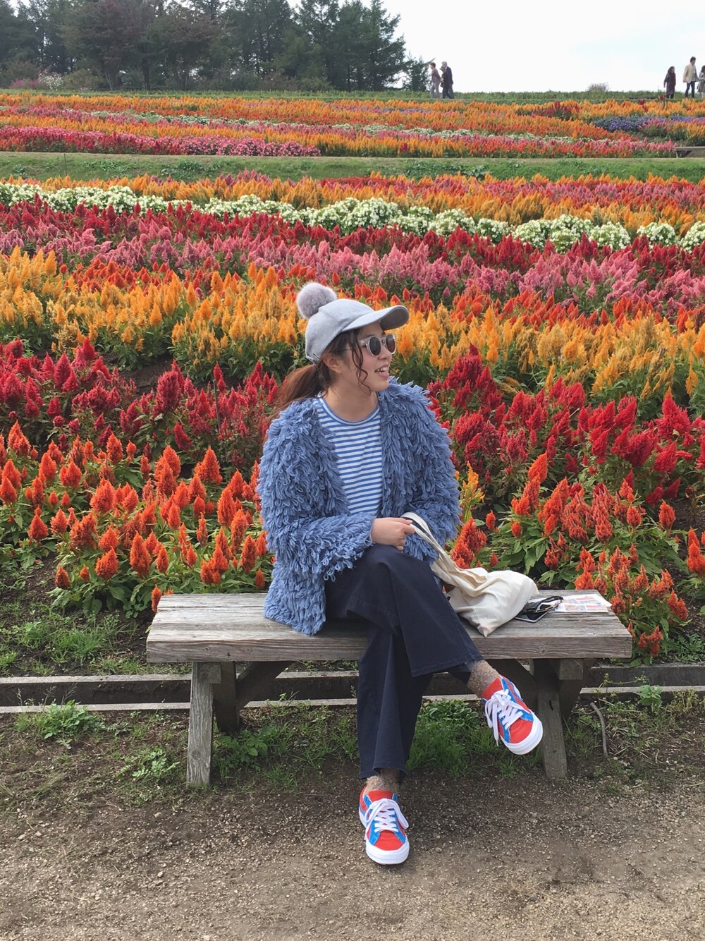 「ボーダー、converse、golfwang、H&M、GU、Another Edition、ループカーディガン、おしゃれさんと繋がりたい、コンバース、ラフ」｜「Another Editionのループノーカラーカーディガン/ AEMBC ループN/C CGN（カーディガン/ボレロ、ブルー系）」を使った、ムラサワヒトミさん（レディース・160cm）の秋コーディネートの1枚目の写真