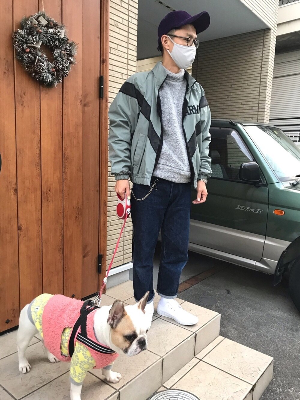「army、ボアフリース、ロールアップ、スリッポン、チェーンウォレット、コーデュロイ、年末WEAR感謝祭」｜「OLIVER PEOPLESのMARDEN（メガネ、ブラック系）」を使った、junodart【official】さん（メンズ・168cm）の冬コーディネートの1枚目の写真
