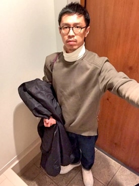 「H&M（エイチ・アンド・エム）のアイテム（スウェット）」を使った、junodart【official】さん（メンズ・168cm）の冬コーディネート