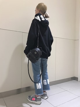 「MSGM（エムエスジーエム）のアイテム（パンツ）」を使った、yukaiwamotoさん（レディース・160cm）の秋コーディネート