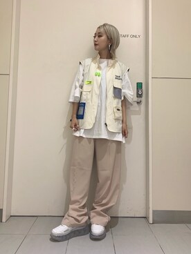 「WHITELAND（ホワイトランド）のWHITELAND/ホワイトランド/ビッグロゴオーバーサイズTシャツ（Tシャツ/カットソー）」を使った、yukaiwamotoさん（レディース・161cm）の夏コーディネート