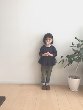 「ぺプラムトップス」｜「アイテム（モカシン/デッキシューズ）」を使った、ao0227さん（キッズ・100cm）の冬コーディネート