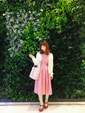 「axes femme POETIQUE（アクシーズファムポエティック）のアイテム（カーディガン/ボレロ）」を使った、小花友さん（レディース・158cm）の冬コーディネート