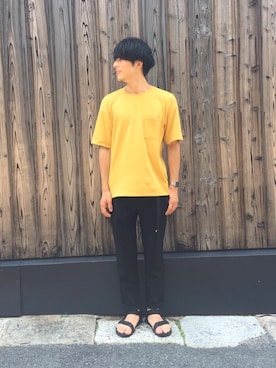 「CASIO」｜「アイテム（スラックス）」を使った、haruhiro suzakiさん（メンズ・175cm）の秋コーディネート
