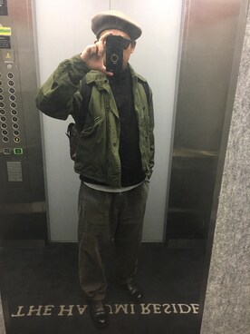 「SCHA（シャー）のアイテム」を使った、DRGNさん（メンズ・170cm）の冬コーディネート