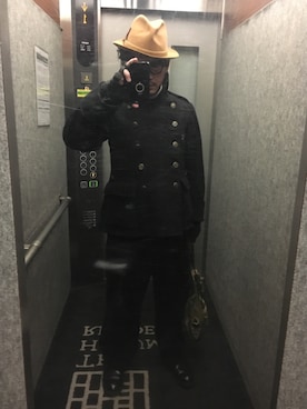 「ハット」｜「アイテム（ピーコート）」を使った、DRGNさん（メンズ・170cm）の冬コーディネート