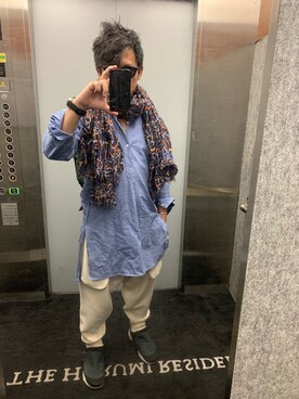 「O（オー）のアイテム（パンツ）」を使った、DRGNさん（メンズ・170cm）の春コーディネート