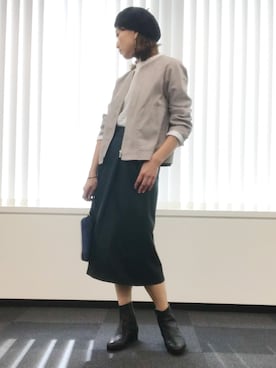 「アイテム（ノーカラージャケット、グレー系）」を使った、yuki さん（レディース・160cm）の秋コーディネート