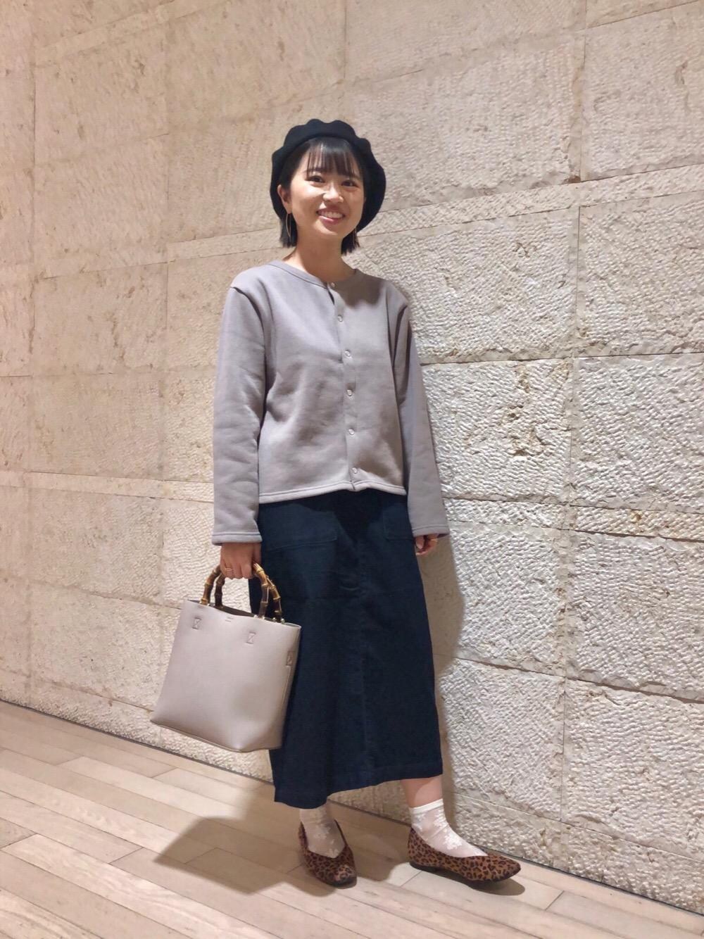 「低身長コーデ、USAコットン、続々！秋服」｜「coenのバンブー2WAYトートバッグ（トートバッグ、グレー系）」を使った、coen   こなさん（レディース・150cm）の秋コーディネートの1枚目の写真