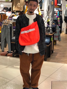「MANASTASH（マナスタッシュ）のアイテム（バッグ）」を使った、Junpei  Fukadaさん（メンズ・170cm）の秋コーディネート