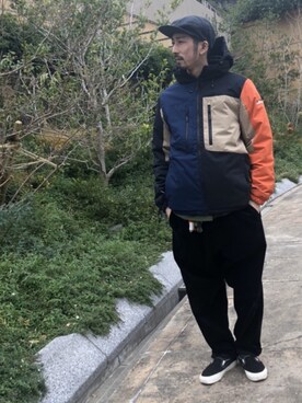 「MANASTASH（マナスタッシュ）のアイテム（ダウンジャケット/コート）」を使った、Junpei  Fukadaさん（メンズ・170cm）の冬コーディネート