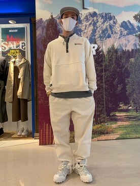 「MANASTASH（マナスタッシュ）のアイテム（スウェット）」を使った、Junpei  Fukadaさん（メンズ・170cm）の冬コーディネート