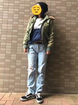 「ROXY（ロキシー）のアイテム（ミリタリージャケット）」を使った、KANAEさん（レディース・156cm）の冬コーディネート
