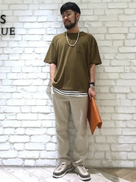 「SHIPS JET BLUE（シップスジェットブルー）のアイテム（パンツ）」を使った、横山さん（メンズ・175cm）の夏コーディネート