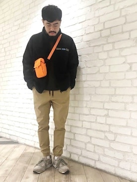 「SHIPS JET BLUE（シップスジェットブルー）のアイテム（パンツ）」を使った、横山さん（メンズ・175cm）の秋コーディネート