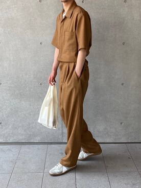 「AURALEE」｜「アイテム（オールインワン・サロペット）」を使った、くろのさん（メンズ・178cm）の春コーディネート