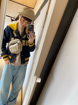 「BEAMS BOY（ビームスボーイ）のアイテム（スタジャン）」を使った、鈴石 風さん（レディース・156cm）の春コーディネート