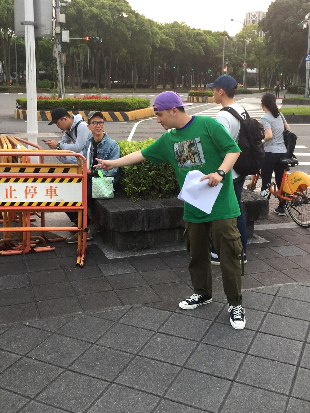 「REMIX、remixtaipei、DGK、CONVERSE1970、converse、OBEY」｜「OBEYのアイテム（キャップ、パープル系）」を使った、游肥  Yuさん（メンズ・164cm）の春コーディネートの1枚目の写真