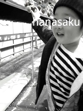 「イチゴ狩り」｜「アイテム（その他アウター）」を使った、hanasakuさん（キッズ・90cm）の春コーディネート