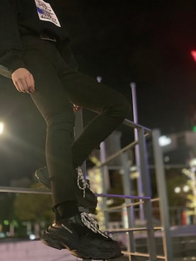 「BlackEyePatch（ブラックアイパッチ）のアイテム（スウェット）」を使った、ぶっさん。さん（メンズ・164cm）の秋コーディネート