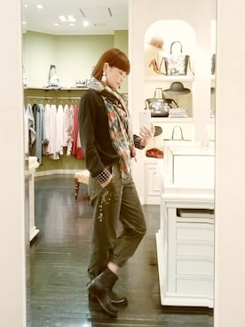 「H.P.FRANCE（アッシュペーフランス）のアイテム」を使った、mimioさん（レディース・163cm）の冬コーディネート