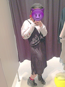 「カフェ」｜「アイテム（ハンチング/ベレー帽）」を使った、ｓｈｉｉさん（レディース・153cm）の冬コーディネート