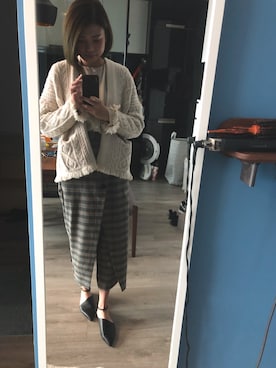 「CHARLES & KEITH（チャールズ & キース）のアイテム（スリッポン）」を使った、Christaさん（レディース・166cm）の冬コーディネート