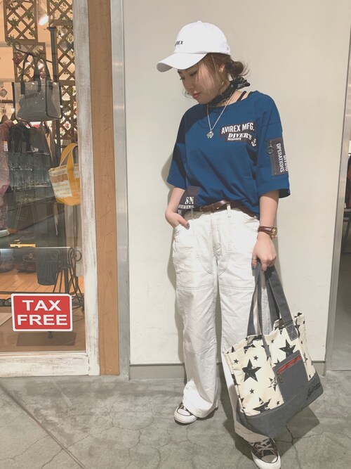 AVIREX  �D�yayana����́u�i�b�j�v���g�����R�[�f�B�l�[�g