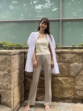 「Kastane（カスタネ）のレーヨンスラックスパンツ３（スラックス）」を使った、藤野結衣さん（レディース・167cm）の夏コーディネート