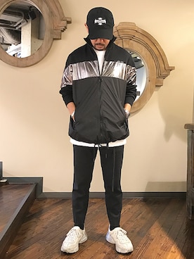 「GUCCI（グッチ）のアイテム（シューズ）」を使った、YANさん（メンズ・169cm）の春コーディネート