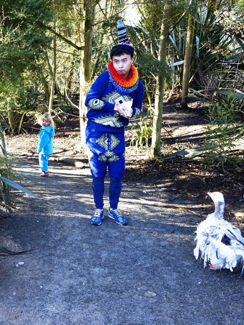 「mercibeaucoup,のアイテム（スウェット、ブルー系）」を使った、Han(TW)さん（メンズ・170cm）の春コーディネートの1枚目の写真
