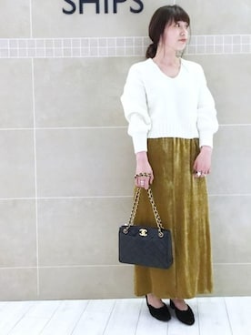 「ベロアスカート」｜「アイテム（サンダル）」を使った、増田さん（レディース・157cm）の冬コーディネート