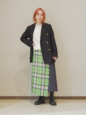 「アイテム（その他アウター、ブルー系）」を使った、増田さん（レディース・157cm）の冬コーディネート
