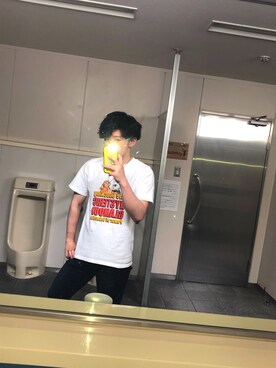 「トイレから失礼しやす」｜「アイテム（ジャケット/アウター）」を使った、手嶋さん（メンズ・180cm）の春コーディネート