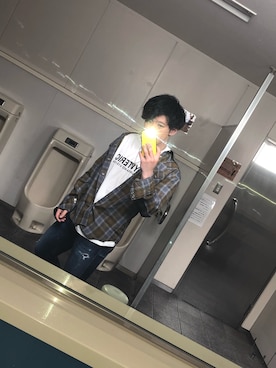 「トイレから失礼しやす」｜「アイテム（ジャケット/アウター）」を使った、手嶋さん（メンズ・180cm）の春コーディネート