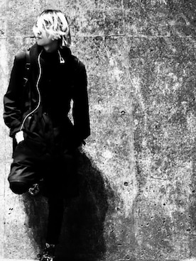 「Yohji Yamamoto（ヨウジヤマモト）のアイテム（ステンカラーコート）」を使った、kyohei.さん（メンズ・176cm）の秋コーディネート