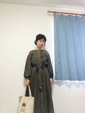 「ikka（イッカ）のアイテム（One piece dress、グリーン系）」を使った、やよひさん（レディース・154cm）の春コーディネート