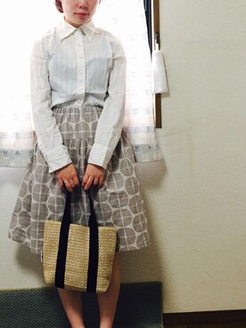 「URBAN RESEARCH（アーバンリサーチ）のアイテム（Straw bag、ベージュ系）」を使った、やよひさん（レディース・154cm）の夏コーディネート