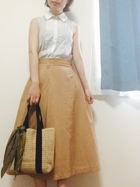 「usedのアイテム（Skirt、ベージュ系）」を使った、やよひさん（レディース・154cm）の夏コーディネート