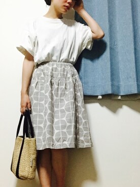 「URBAN RESEARCH（アーバンリサーチ）のアイテム（Straw bag、ベージュ系）」を使った、やよひさん（レディース・154cm）の夏コーディネート