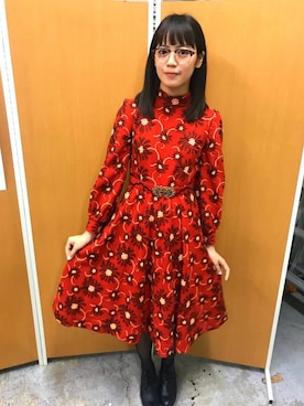 「アイテム（ブーティ）」を使った、佐藤絵里香さん（レディース・162cm・10代）の秋コーディネート