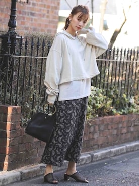 「mysty woman（ミスティウーマン）のアイテム（スウェット）」を使った、mystywoman_officialさん（レディース・164cm）の春コーディネート