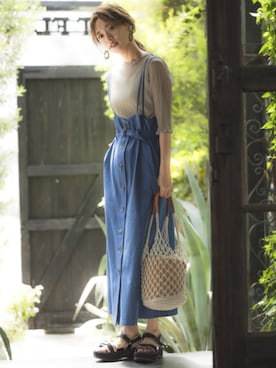 「mysty woman（ミスティウーマン）のサス付き前ボタンスカート 868279（スカート、ブルー系）」を使った、mystywoman_officialさん（レディース・166cm）の春コーディネート