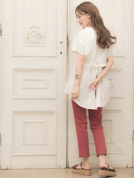 「mysty woman（ミスティウーマン）のバックリボン異素材プルオーバー 911848（Tシャツ/カットソー、ホワイト系）」を使った、mystywoman_officialさん（レディース・166cm）の春コーディネート