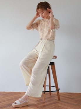 「mysty woman（ミスティウーマン）のレースチュールプルオーバー 912772（Tシャツ/カットソー、ベージュ系）」を使った、mystywoman_officialさん（レディース・166cm）の夏コーディネート