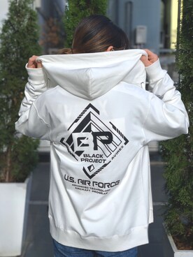 「AVIREX（アヴィレックス）のアイテム」を使った、OSWさん（レディース・160cm・10代）の冬コーディネート